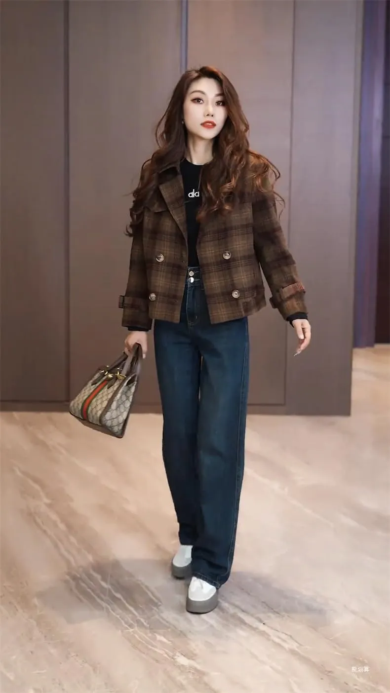 Retro Short Coats and Cotton Padded Jackets for Women in Autumn and Winter